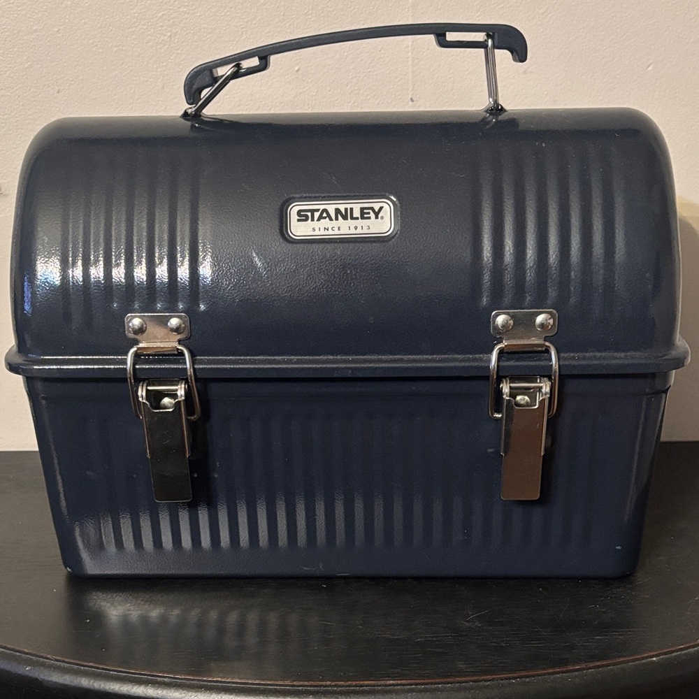 Stanley Classic 10 quart Dark Blue Metal Lunch Box